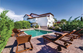 6 Bedroom Awesome Home In Debeljak